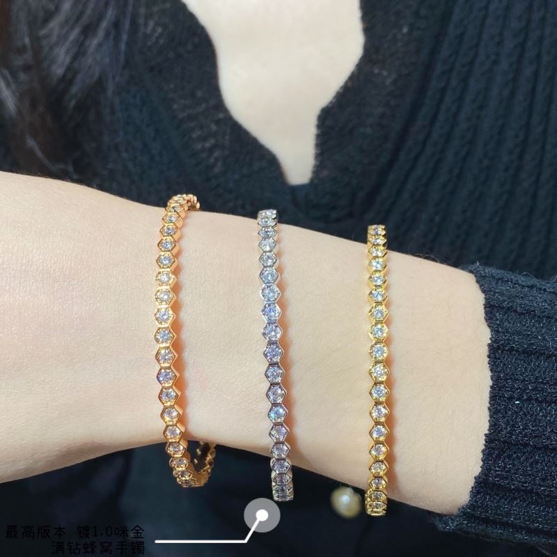 CHAUMET